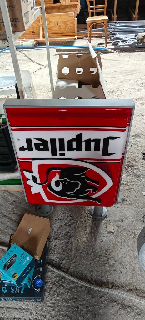 Jupiler lichtbak, Enlèvement