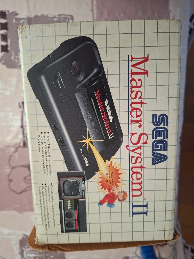 Sega Master System II + 2 controllers & Sonic 2, Consoles de jeu & Jeux vidéo, Envoi, Utilisé, Avec 2 manettes, Master System