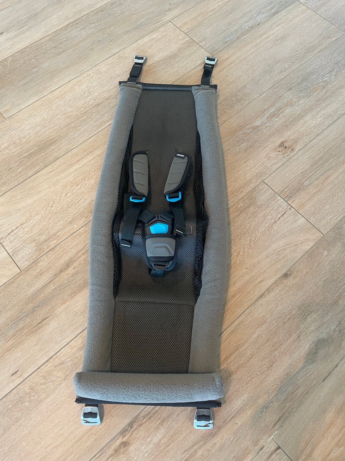 Thule infant sling, Fietsen en Brommers, Ophalen of Verzenden