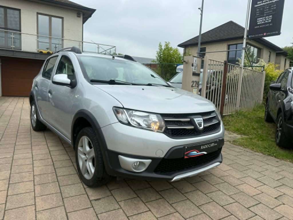 Dacia Sandero essence 08/2014, Achat, Entreprise, 124 g/km, 5 portes