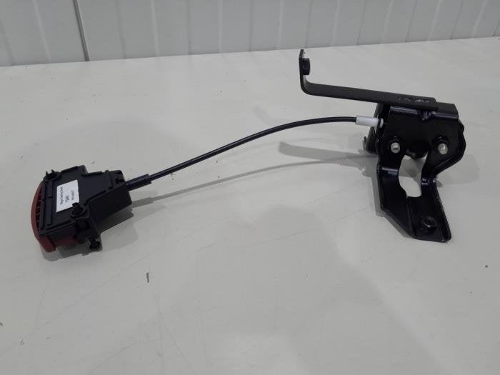 Serrure banquette arrière d'un Peugeot RCZ, -, 3 mois de garantie, Utilisé, -