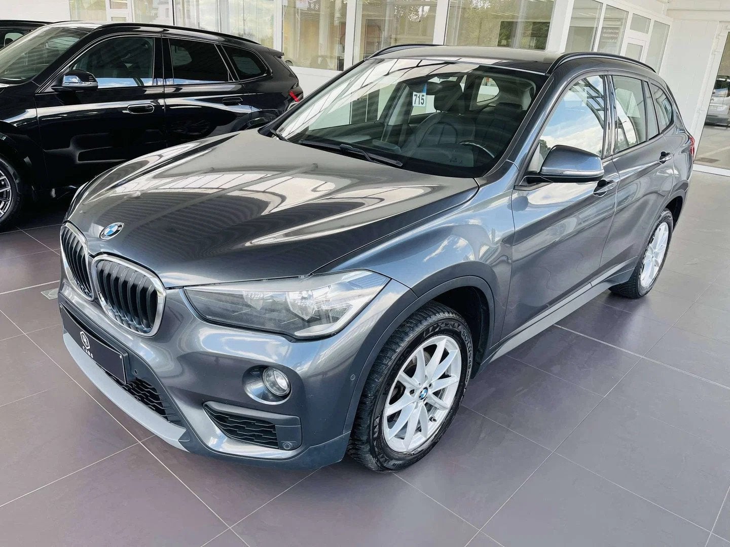 BMW X1 1.5 d * GARANTIE + GPS + CUIR + CAMERA * (bj 2017), Auto's, X1, Gebruikt, 116 pk, Leder
