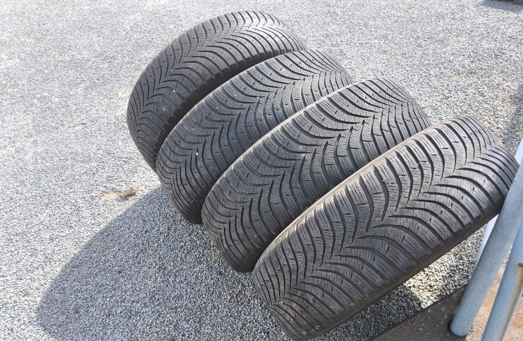 Bons pneus hiver 195/65-15 pour Kia et Hyundai, 15 pouces, Pneus et Jantes, Pneus hiver, Enlèvement