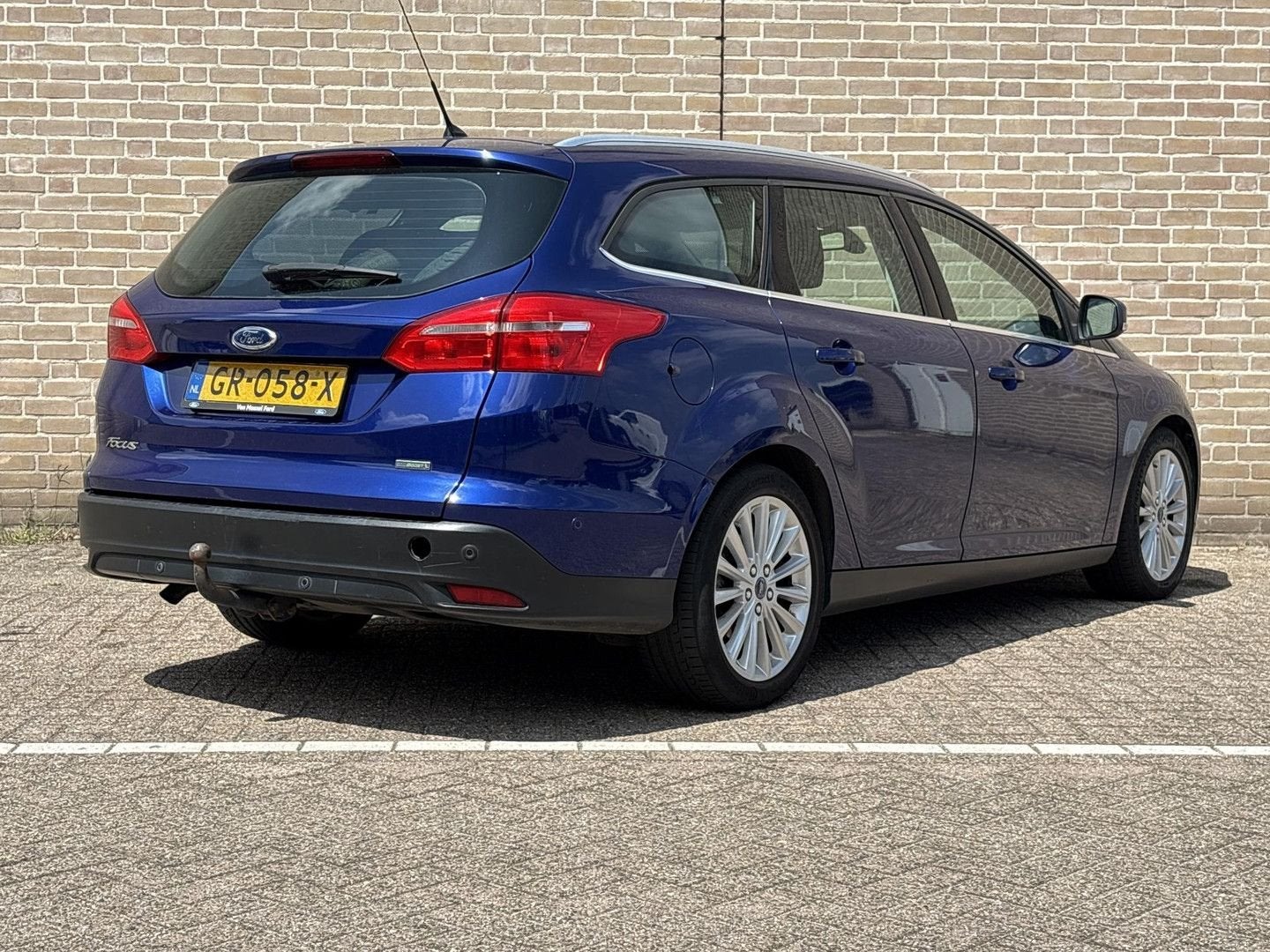 Ford Focus Wagon 1.0 First Edition | Navi | Climate | Cruise, Auto's, Focus, 110 g/km, Blauw, Bedrijf