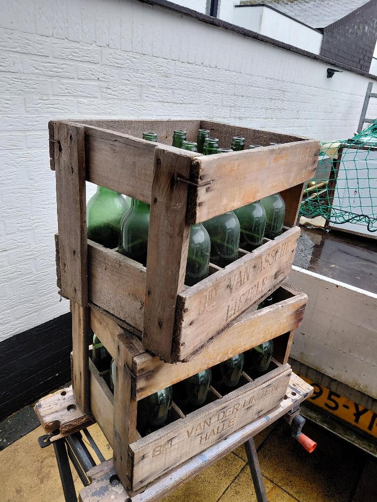Oude houten kratten  bieden, Antiek en Kunst, Ophalen