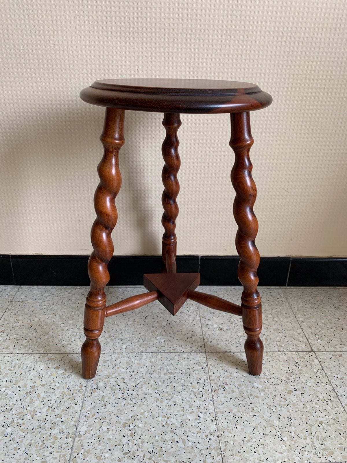 Table d'appoint vintage classique, Maison & Meubles, Enlèvement ou Envoi, Utilisé, Bois