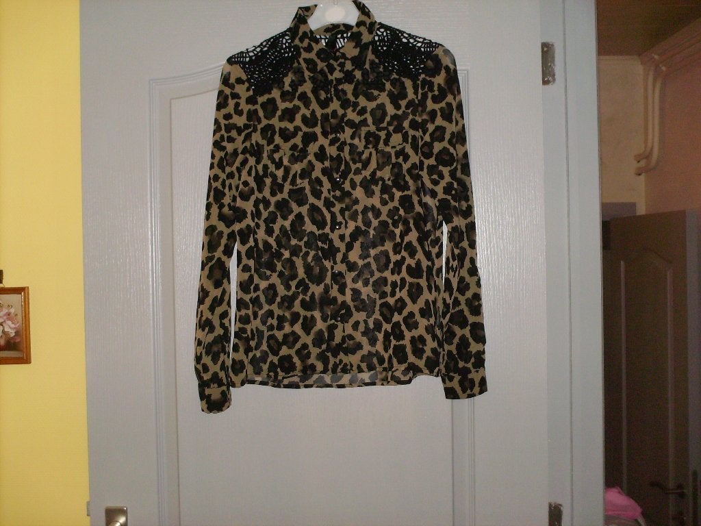 a vendre blouse tunique pour dame, Kleding | Dames, Blouses en Tunieken, Ophalen of Verzenden, Zo goed als nieuw, Maat 34 (XS) of kleiner