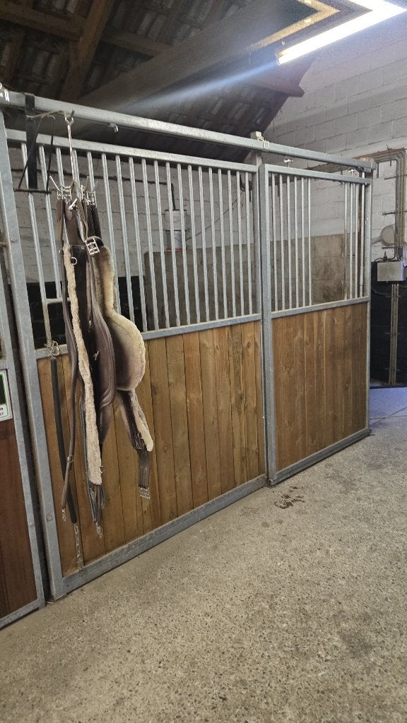 Stallen te koop, Dieren en Toebehoren, Stalling en Weidegang, Stalling, 2 of 3 paarden of pony's