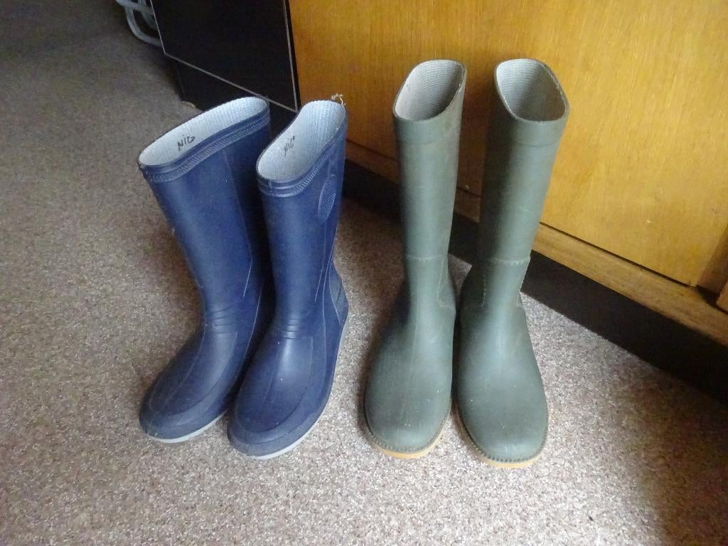 Bottes enfants DUNLOP 3 paires 35 - 1 paire 38 parfait état, Enlèvement ou Envoi, Utilisé, Garçon ou Fille, DUNLOP