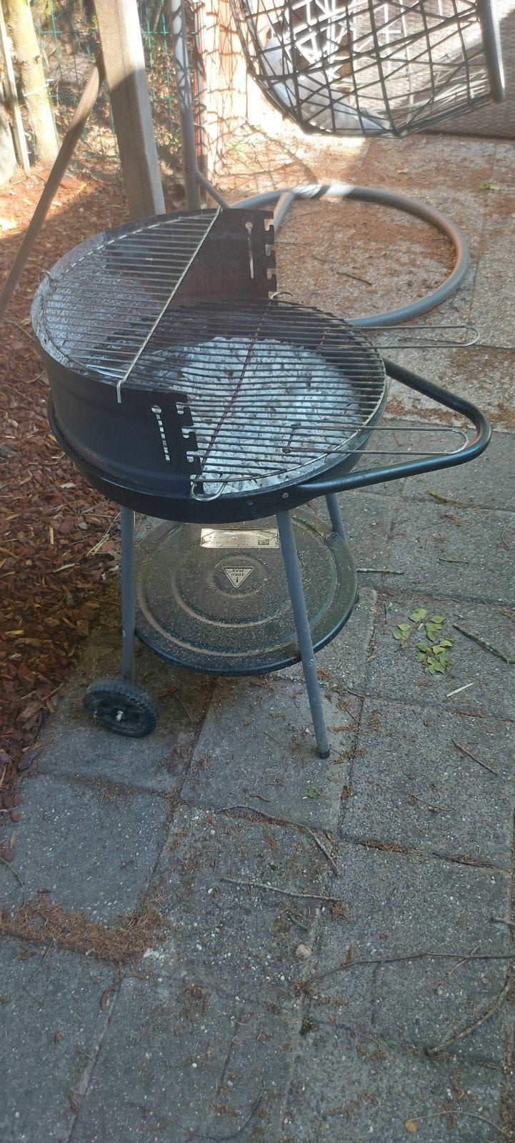 BBQ voor houtskool, Tuin en Terras, Ophalen, Gebruikt