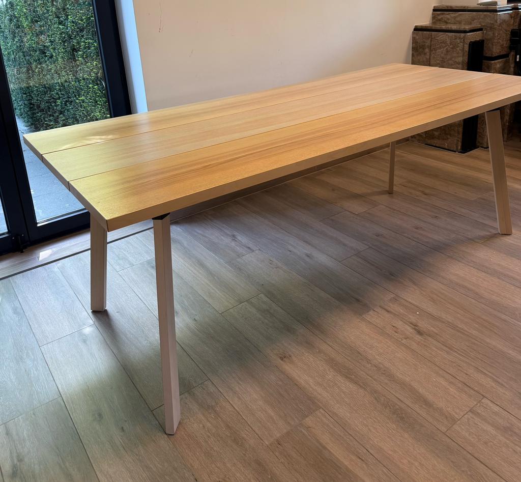 IKEA Ypperlig eettafel eikenfineer 200x90cm, Huis en Inrichting, Tafels | Eettafels, 50 tot 100 cm, Zo goed als nieuw, Vijf personen of meer
