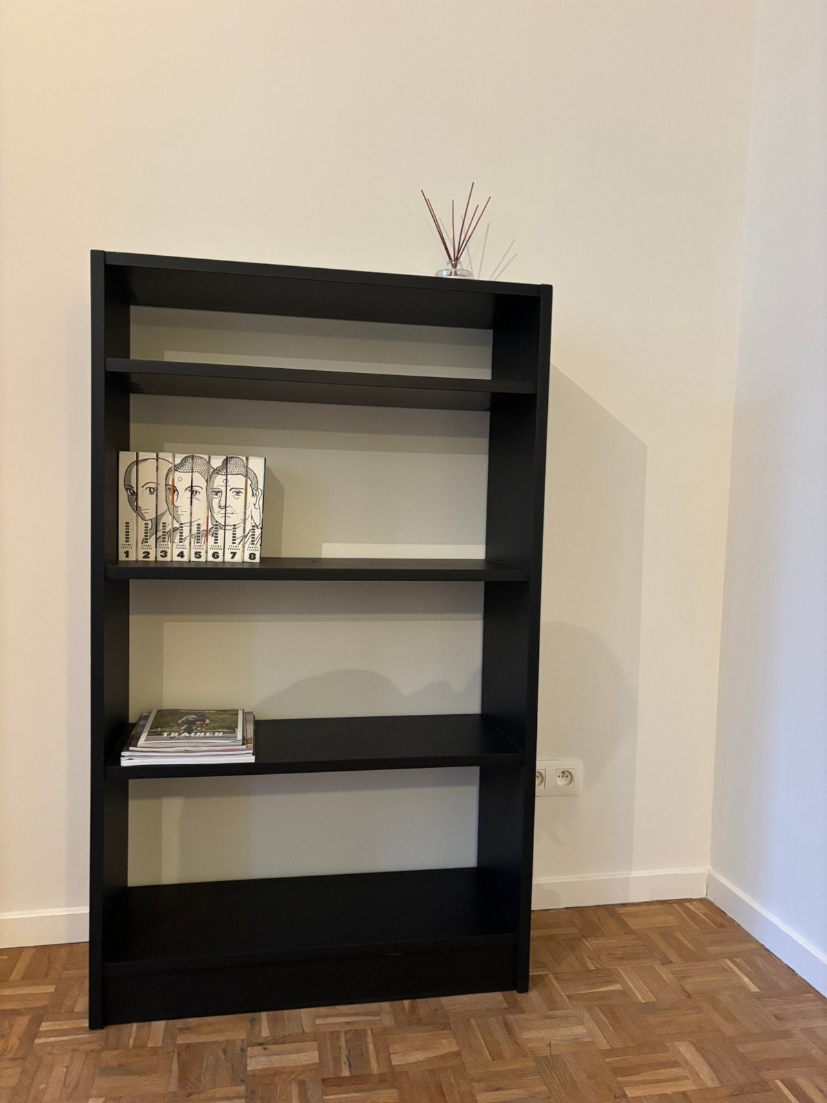 Boekenrek - decoratief kastje, Huis en Inrichting, Ophalen, Zo goed als nieuw