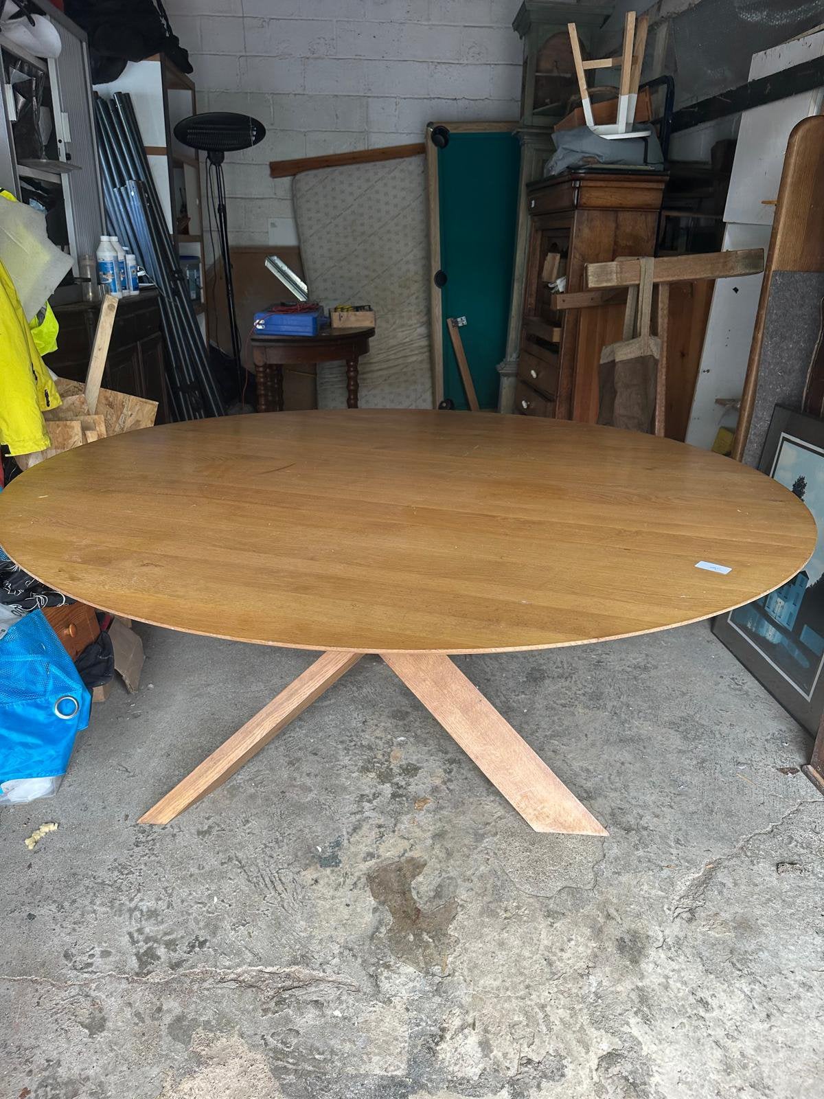 Tres belle table ronde diamètre 158., Maison & Meubles, Enlèvement, Comme neuf