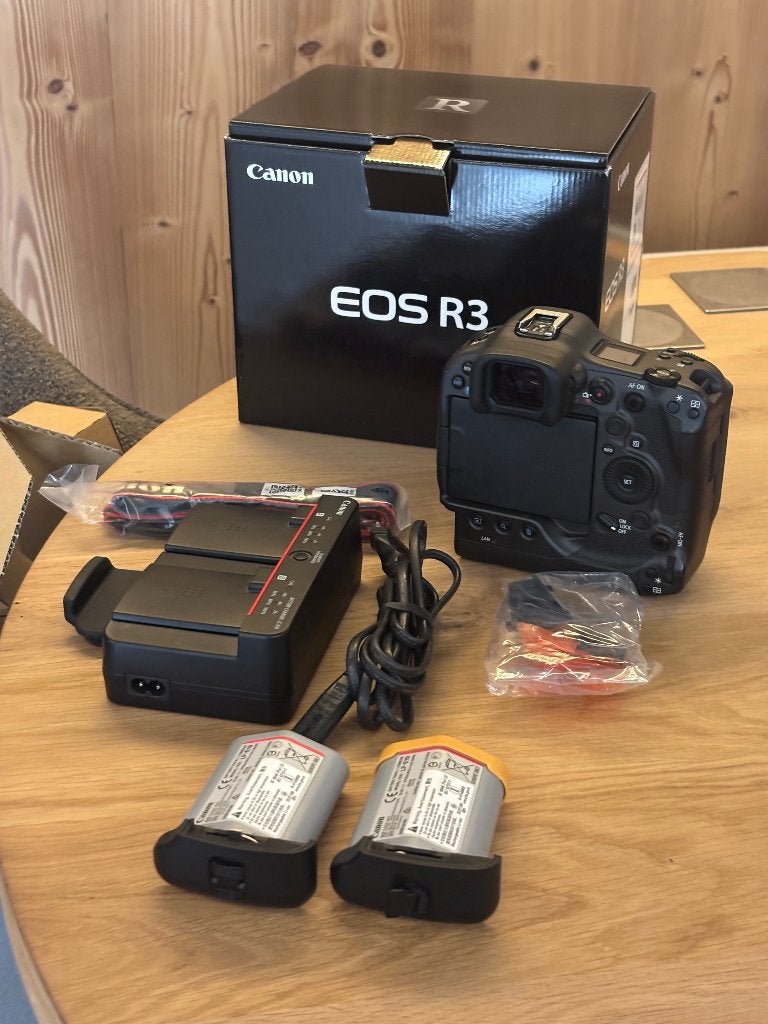 Canon R3 in de doos amper gebruikt, Audio, Tv en Foto, Fotocamera's Digitaal, Zo goed als nieuw, Systeemcamera, Canon, Geen optische zoom