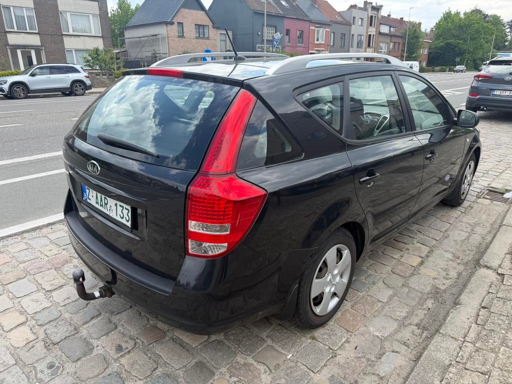 Kia Ceed 1.4i * Benzine * Garantie, Auto's, Stof, 4 cilinders, Bedrijf, (Pro) Cee d