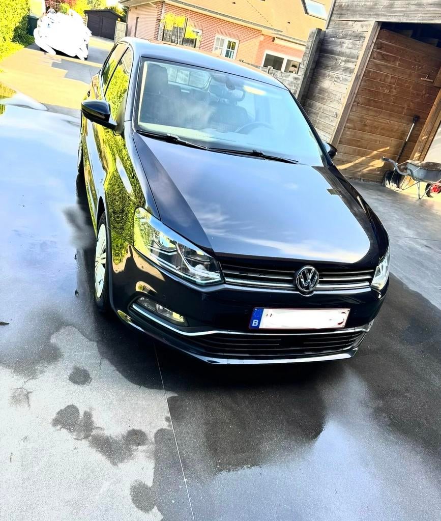 Volkswagen Polo 1.4 TDI (2015) – Lage km – Zuinig – Gekeurd, Auto's, Voorwielaandrijving, Stof, Zwart, 5 deurs