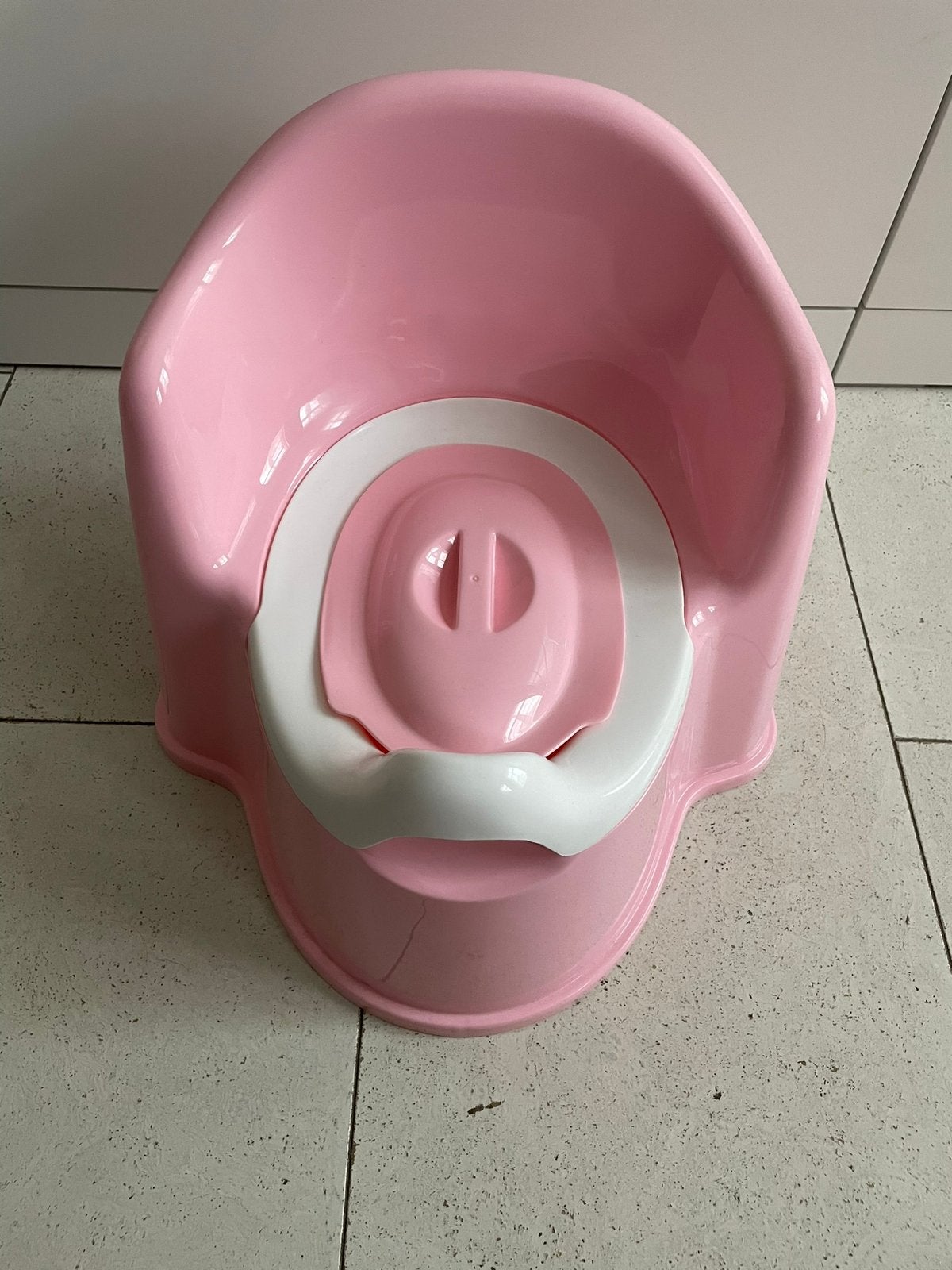 Roze plaspotje met deksel. Perfecte staat, Ophalen, Zo goed als nieuw