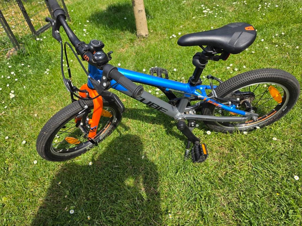 Jongensfiets 16 inch Cube nieuwstaat, Fietsen en Brommers, Ophalen