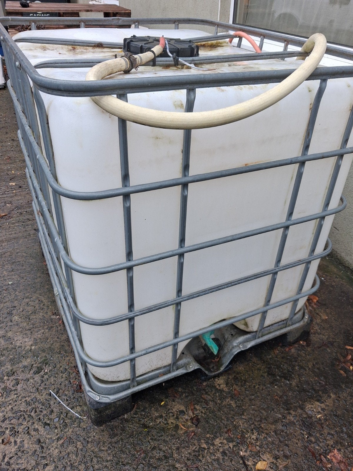 Conteneurs IBC 1000l, Enlèvement ou Envoi