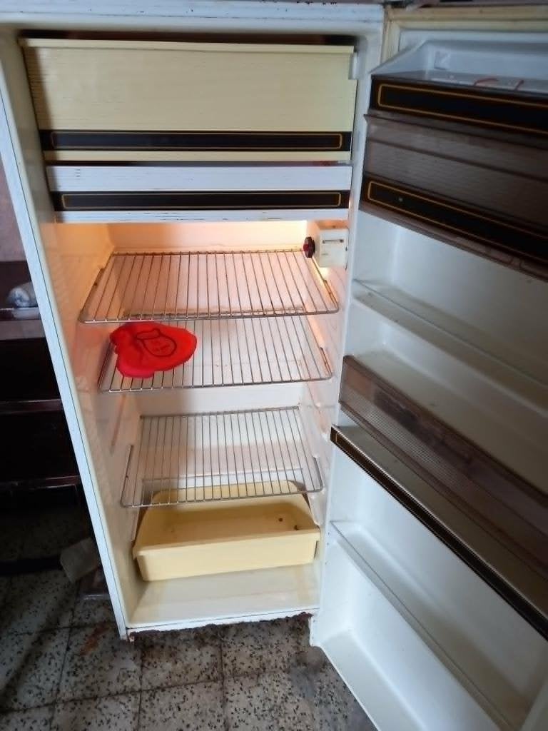 koelkast, Elektronische apparatuur, Koelkasten en IJskasten, Ophalen, Gebruikt, Met vriesvak