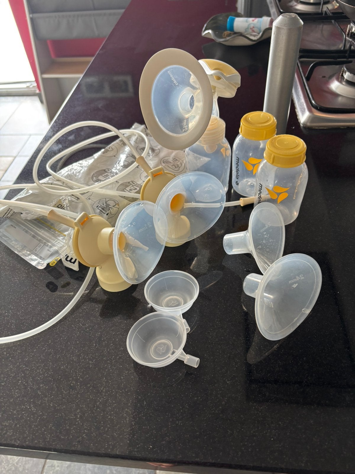 Accessoires tire lait medela, Enfants & Bébés, Enlèvement, Comme neuf, Tire-lait, Medela