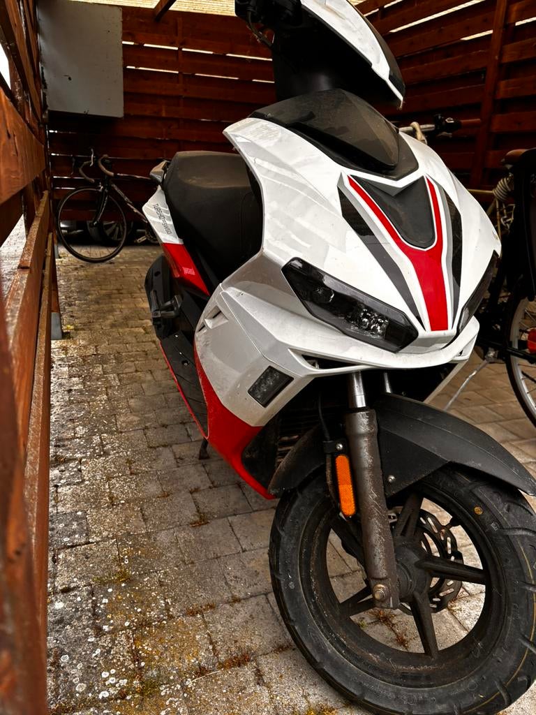 Moet weg, Fietsen en Brommers, Ophalen, Gebruikt