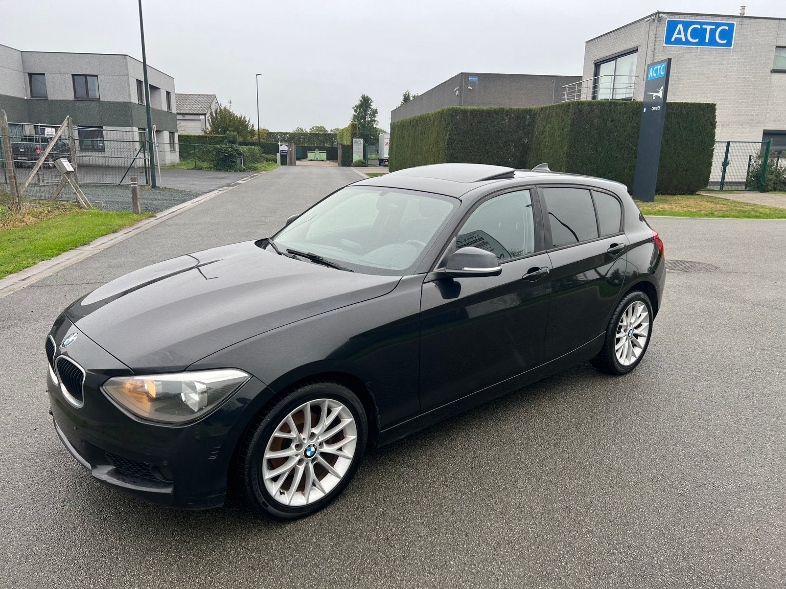 BMW 118 D , Manueel , 148.000 KM , 2013 , Euro 5, Auto's, 1 Reeks, Zwart, Zwart, Leder