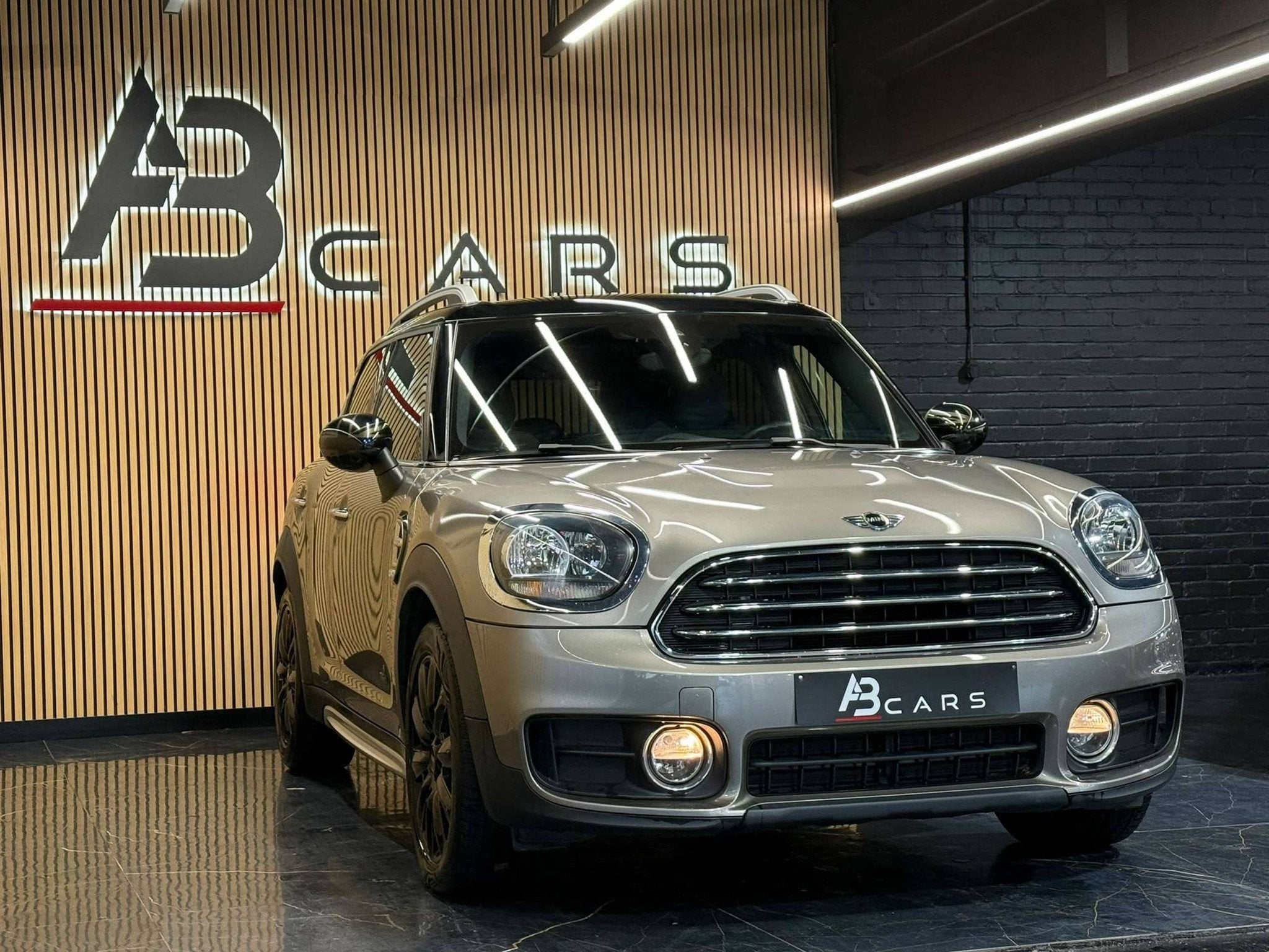 MINI Cooper D Countryman Mini Countryman 2.0 D Cooper ALL4 *, Auto's, Wit, Bedrijf, https://public.car-pass.be/vhr/fdeb8cd8-d4f6-4418-a604-fc95dc13d3f1