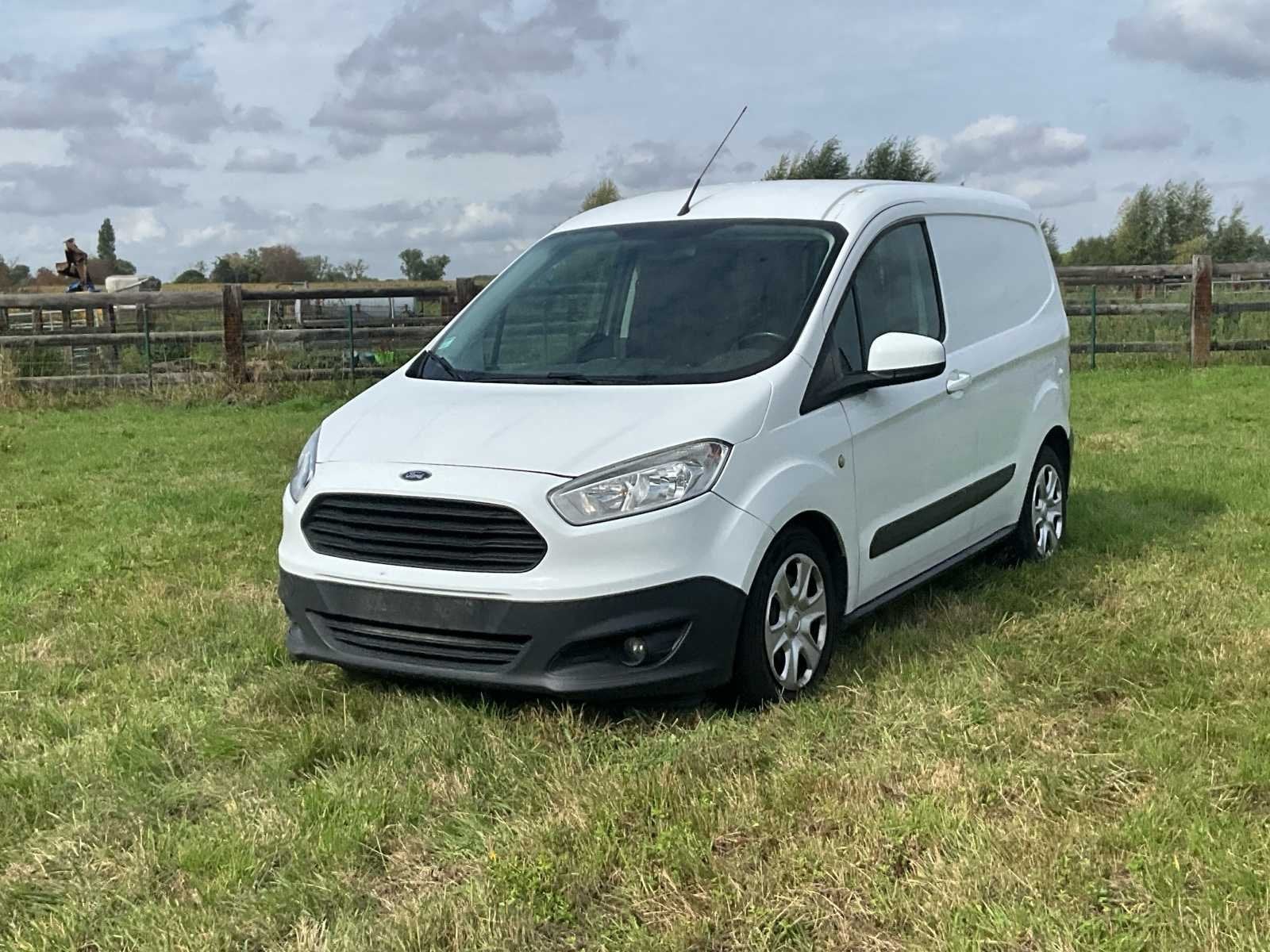 Ford Transit Courier, Achat, Euro 6, Entreprise, Boîte manuelle