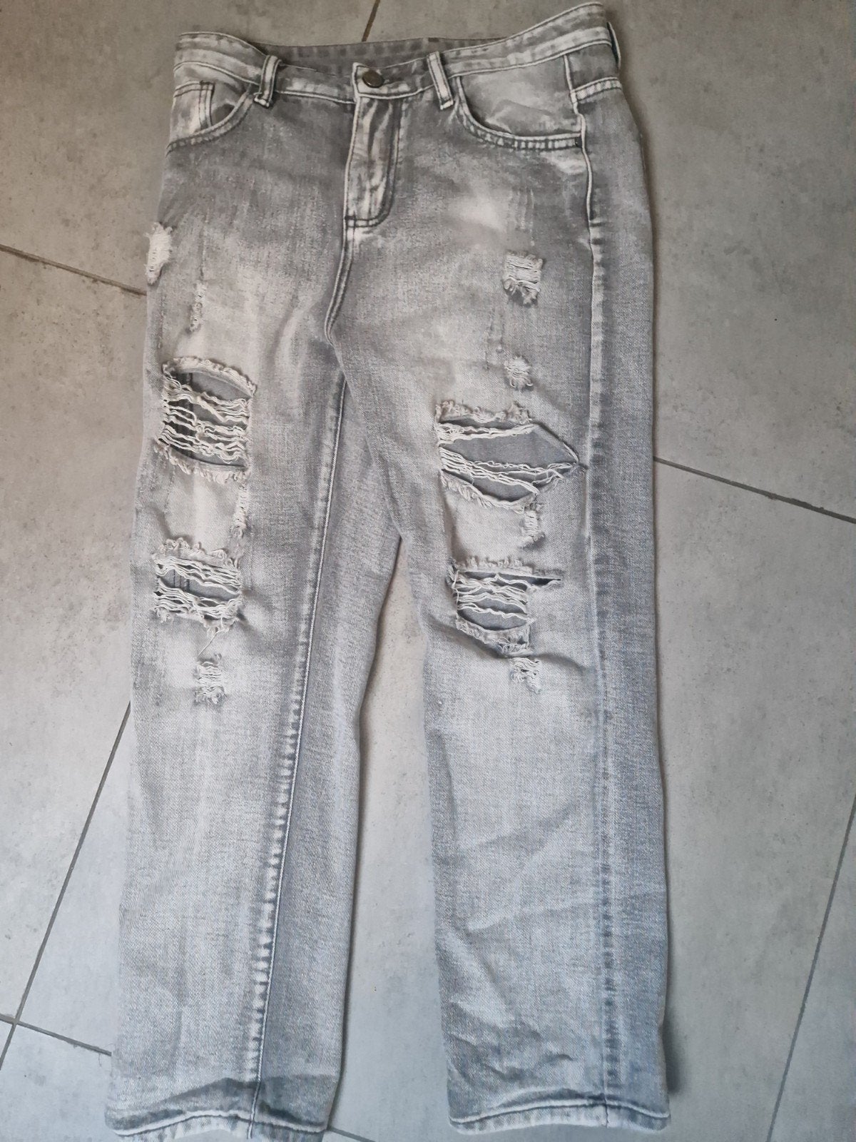 Pantalon déchiré taille 36, Enlèvement ou Envoi