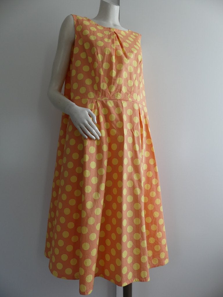 Zomerkleedje in zacht geel en oranje, maat 46/48, Kleding | Dames, Jurken, Verzenden, Zo goed als nieuw, Maat 46/48 (XL) of groter