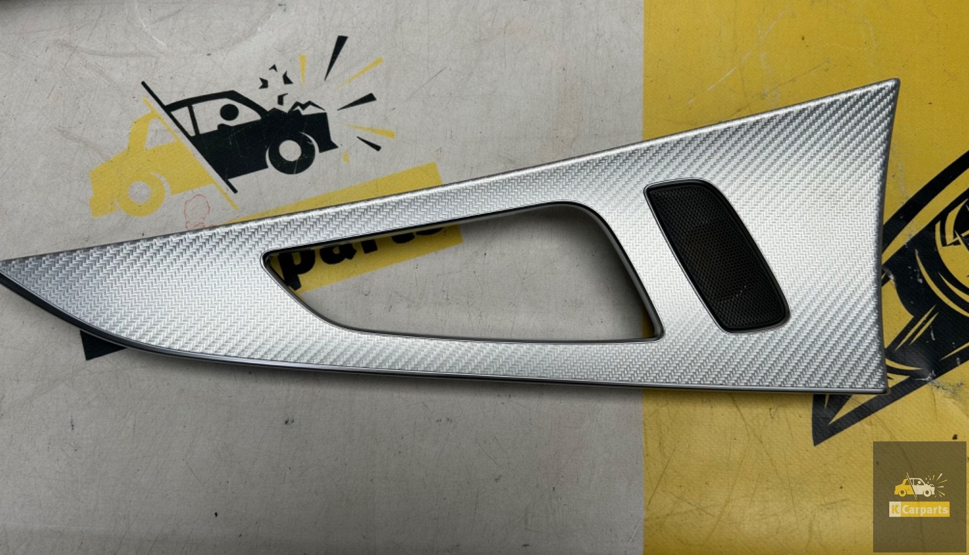 Sierlijst rechtsachter Portier Audi A6 4G RS6 4G0867420, Info@fabrikant.eu, Fabrikantstraat 1
1000 AA  Amsterdam, NL, Audi, Fabrikant BV