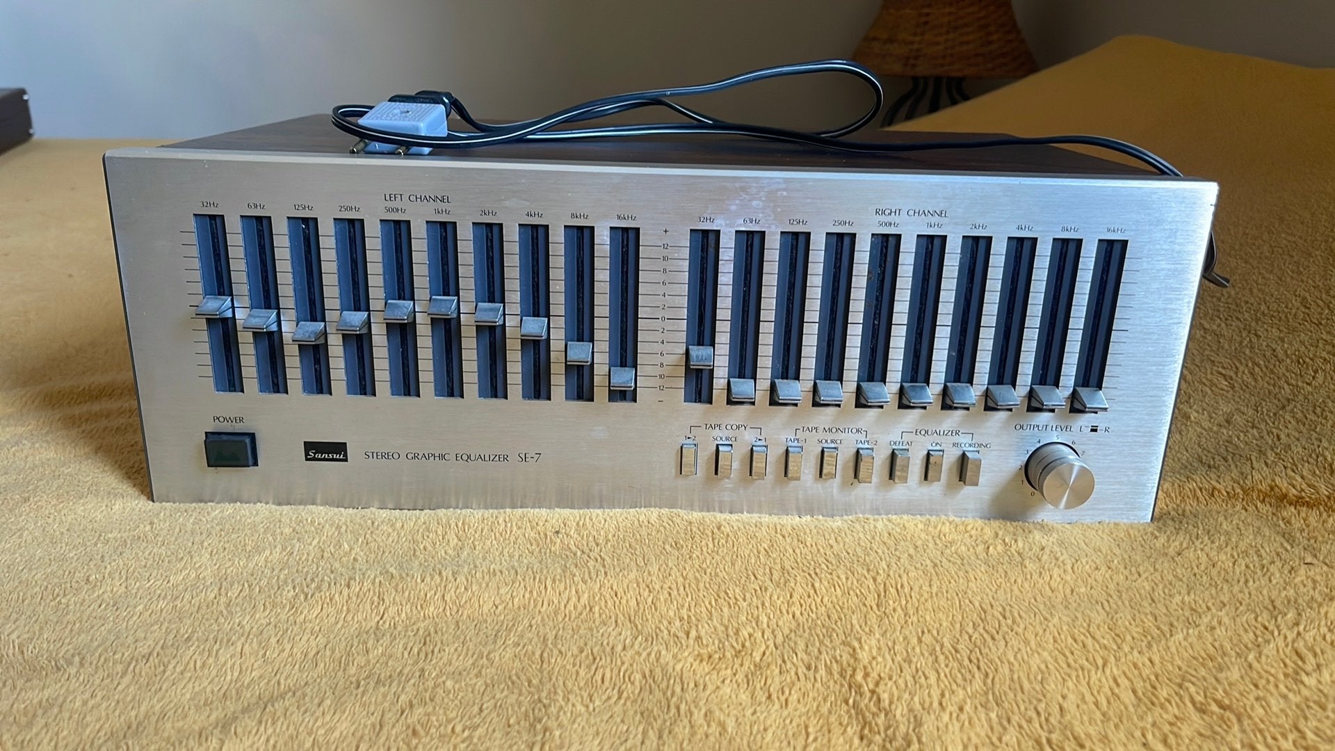 Sansui SE-7-Equaliseur HI-FI vintage -300€, Computers en Software, Netwerk switches, Ophalen, Zo goed als nieuw