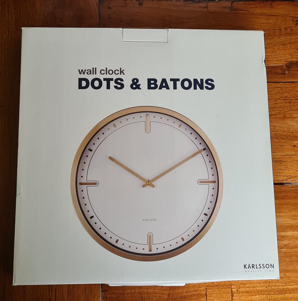 Dots & Batons klok, Huis en Inrichting, Ophalen of Verzenden, Nieuw