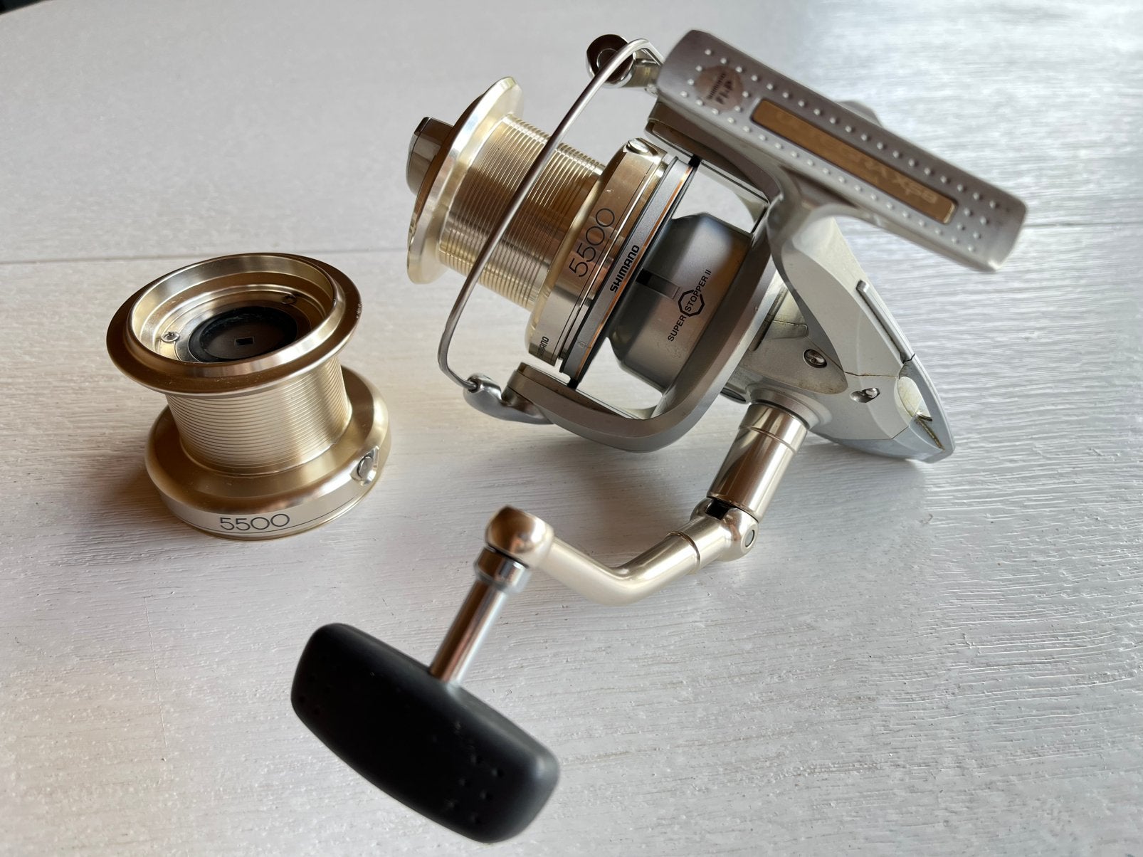 Shimano Ultegra 5500 zilverkleurig met extra reservespoel, Ophalen, Zo goed als nieuw, Molen