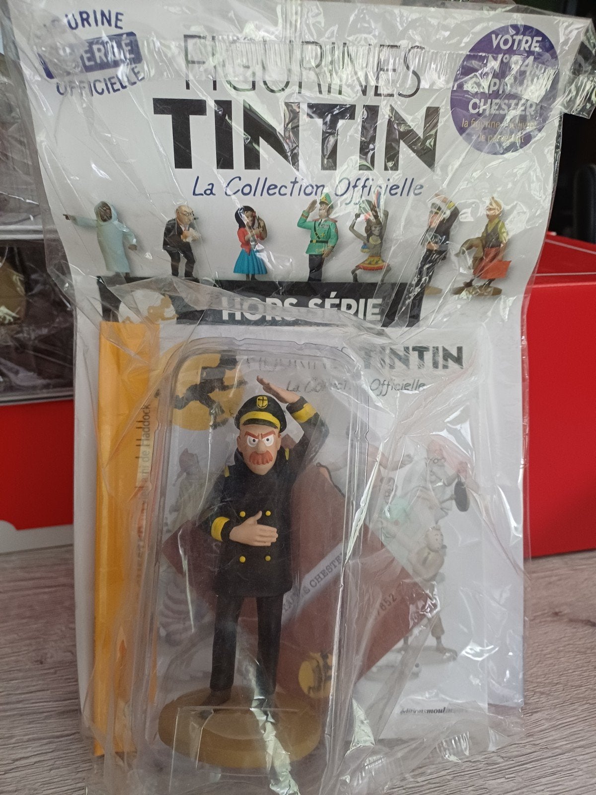 Figuur Kuifje Kapitein Chester 94 Moulinsart 
C, Ophalen of Verzenden, Kuifje, Zo goed als nieuw, Beeldje of Figuurtje