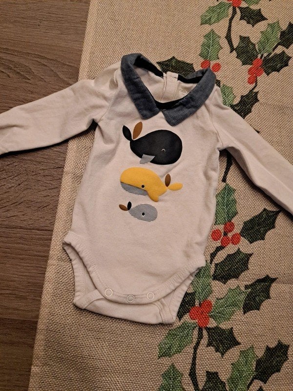 Obaibi schattige body met walvisjes 1m, Enfants & Bébés, Vêtements de bébé | Taille 56, Enlèvement ou Envoi, Comme neuf, Garçon ou Fille