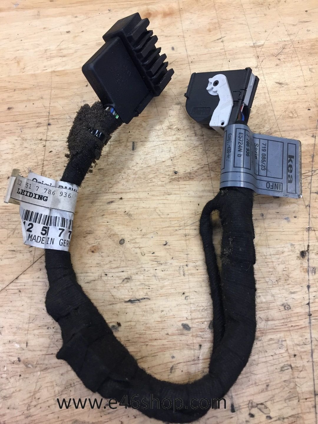 Kabel adapter BMW OE 12517786936 ORG BMW NIEUW, Neuf, -, -, Enlèvement ou Envoi