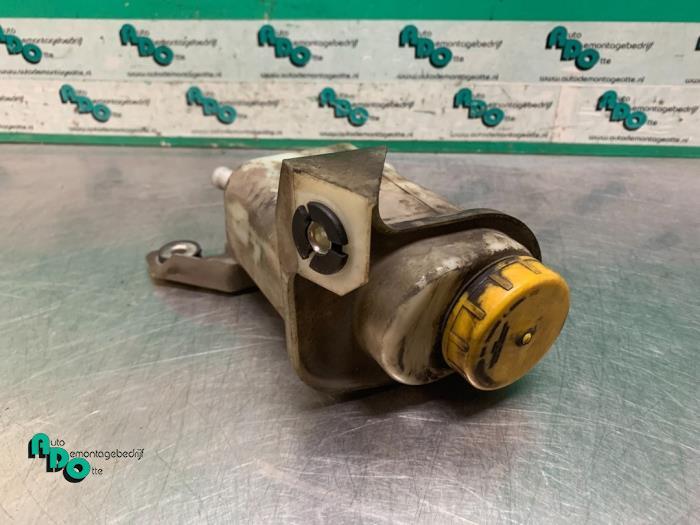 Réservoir d'huile direction assistée d'un Fiat Fiorino (Fi, -, 3 mois de garantie, Utilisé, Fiat