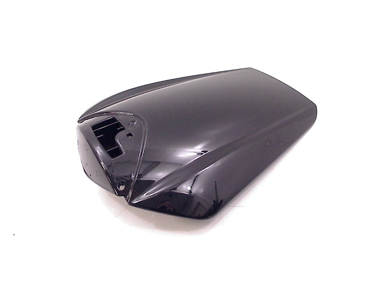 BUDDY COVER Honda, Dhr. S. di Majo, Utilisé, Info@cama-motorparts.nl, P.J. Troelstraweg 8 8
3144 CX  MAASSLUIS, NL