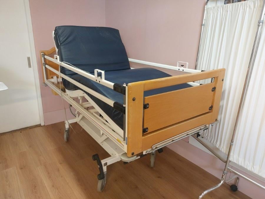 verpleegbed / ziekenhuisbed Schell, Diversen, Verpleegmiddelen, Gebruikt, Ophalen