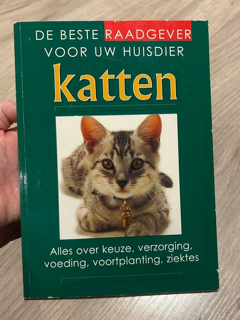 Boek over katten, Livres, Animaux & Animaux domestiques, Enlèvement ou Envoi, Comme neuf, Chats
