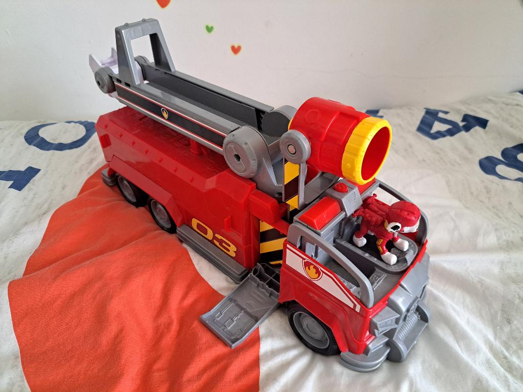 Paw Patrol Marshall Transforming City brandweerwagen, Kinderen en Baby's, Speelgoed |Speelgoedvoertuigen, Zo goed als nieuw, Ophalen of Verzenden