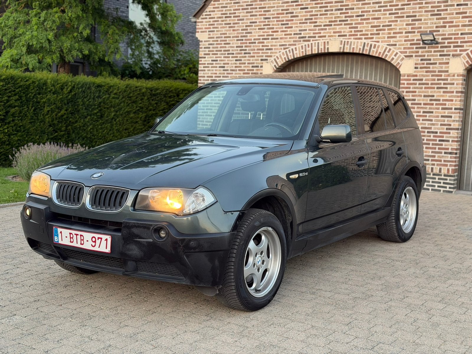 Bmw x3 2L diesel, Autos, BMW, Entreprise, X3, 4x4, ABS, Air conditionné, Alarme, Cruise Control, Vitres électriques, Phares antibrouillard