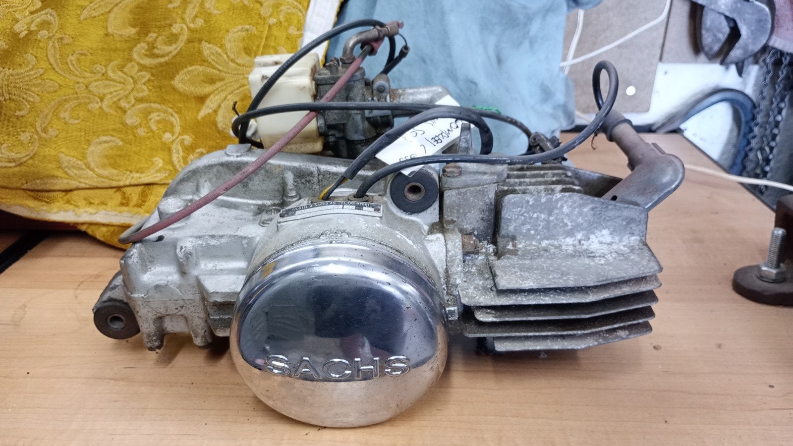 Sachs 504 motorblok, Fietsen en Brommers, Brommeronderdelen | Oldtimers, Ophalen, Carburateur