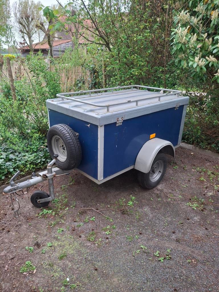 Aanhangwagen te koop, Ophalen