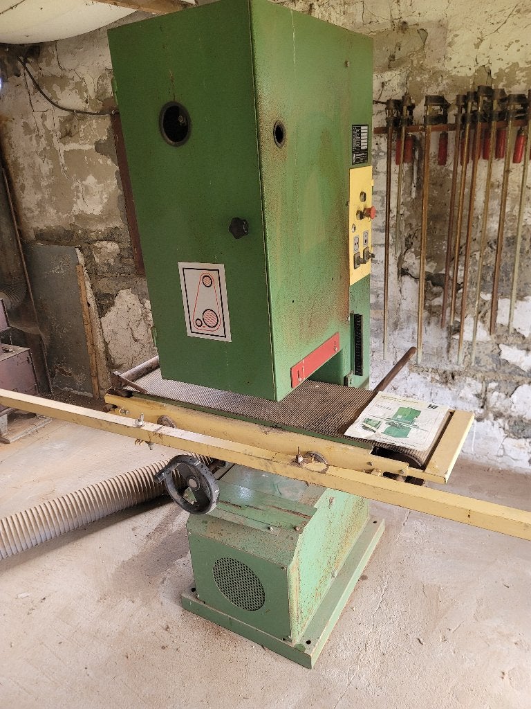 lot houtbewerkingsmachines, Ophalen