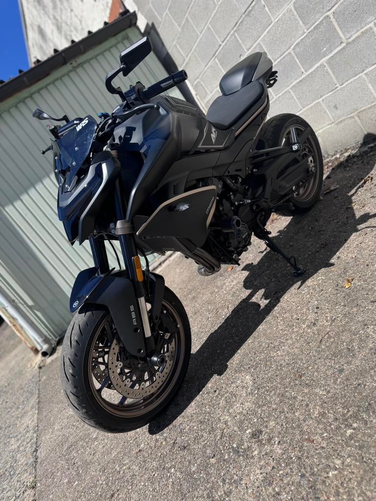 CF MOTO NK800 / 2025 / 4500km/ GARANTIE, Enlèvement