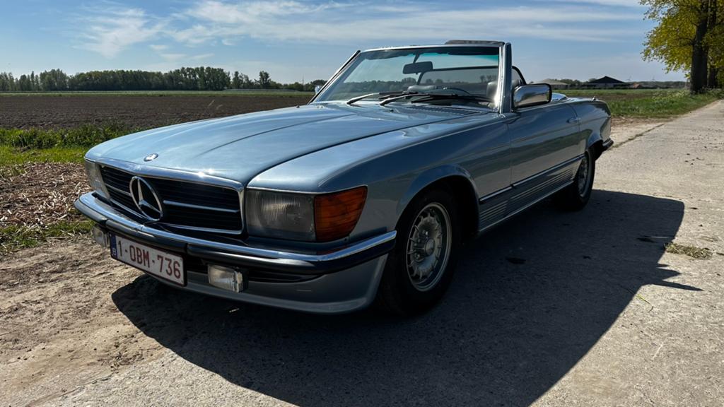 Mooie belgische mercedes SL oldtimer, Autos, Mercedes-Benz, Particulier, SL, Essence, Cabriolet, 2 portes, Automatique, Bleu, Gris