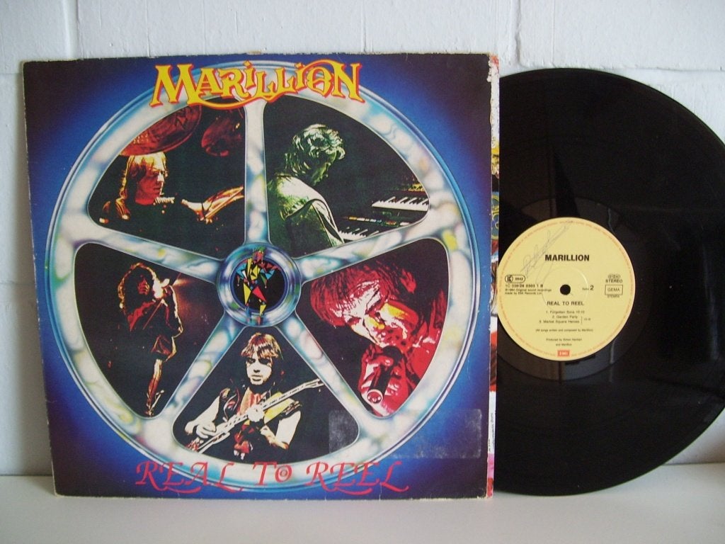 MARILLION  real to reel, Enlèvement ou Envoi, Rock progressif, Avec pochette intérieure, Utilisé